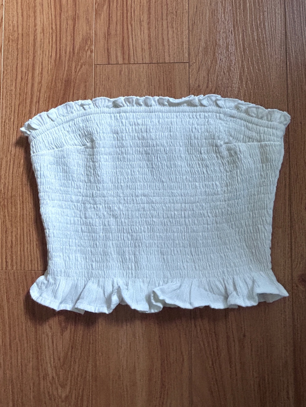 Hollister White Ruffled Cropped tube top